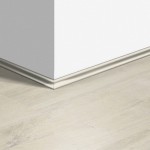 Listwa przypodłogowa scotia Quick Step QSSCOT03178 Dąb biały Charlotte