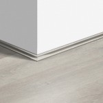 Listwa przypodłogowa scotia Quick Step QSSCOT03990 Dąb Wenecja jasny