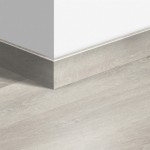 Listwa przypodłogowa parkietowa Quick Step QSPSKR03990 Dąb Wenecja jasny