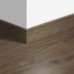Listwa przypodłogowa parkietowa Quick Step QSPSKR01849 Dąb klasyczny brązowy