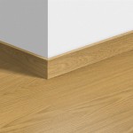 Listwa przypodłogowa standardowa Quick Step QSSK04749 Dąb naturalny lakierowany