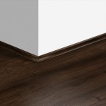 Listwa przypodłogowa scotia Quick Step QSSCOT04756 Dąb brązowy woskowany