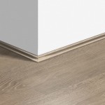 Listwa przypodłogowa scotia Quick Step QSSCOT01285 Dąb stary biały
